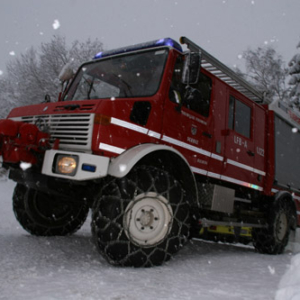 symbolfoto unimog winter